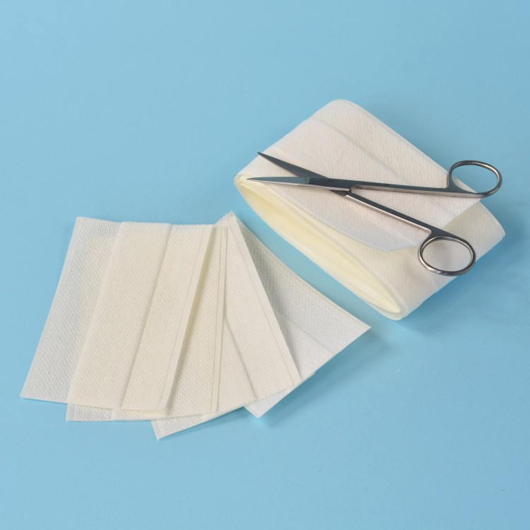 Plaster opatrunkowy włóknina NONVIPLAST 6cmx1m