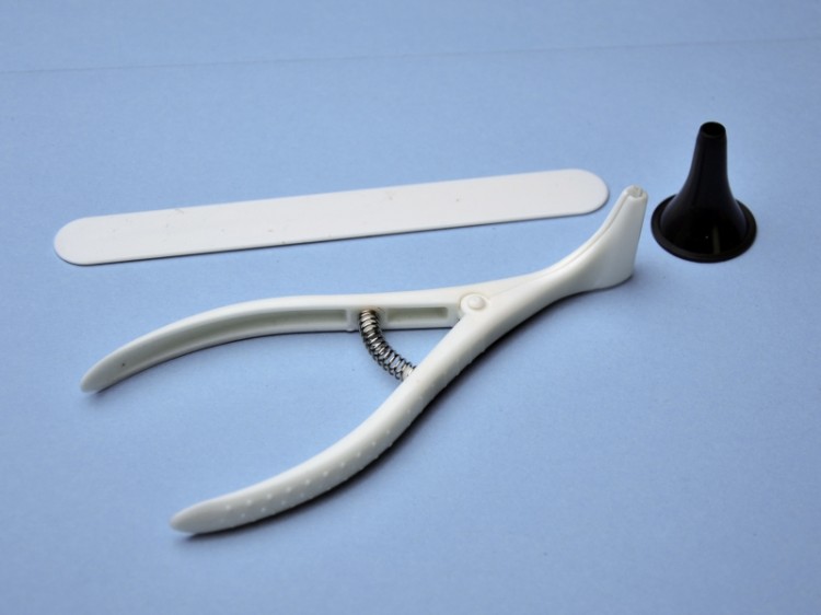 Zestaw laryngologiczny jednorazowy sterylny ULTRAMEDIC 2mm MEDIUM